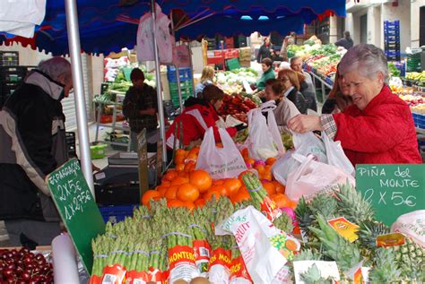 El mercat setmanal de divendres s’avança al dijous dia 5   Ajuntament ...