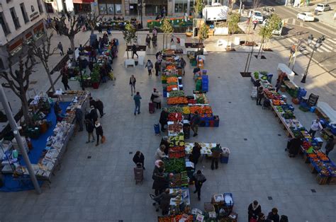 El mercat setmanal ja torna a ser al centre urbà   Ajuntament de Mollerussa