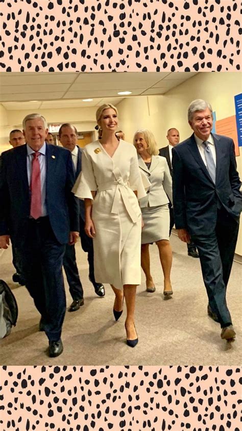 El monumental look blanco de Ivanka Trump   Foto