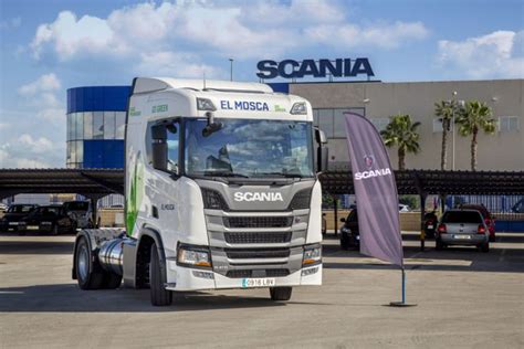 El Mosca suma tres camiones Scania GNL a su flota Transporte Profesional