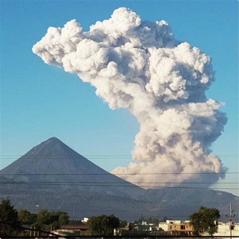 El mundo Paradigmatico: Erupción del volcán Santa María en ...
