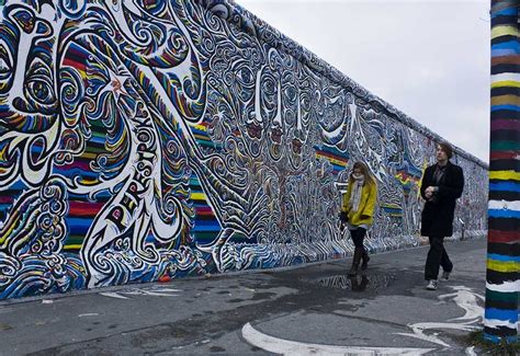 El Muro de Berlín entre el ?street art    Muy Interesante