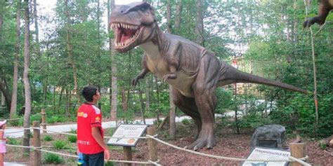 El nuevo parque temático de dinosaurios se abrirá en ...