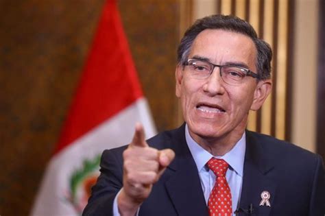 El presidente de Perú convoca elecciones generales para abril de 2021