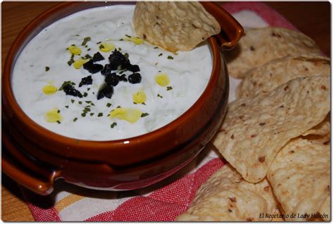 El Recetario de Lady Halcon: Tzatziki o salsa de yogur y pepino griega