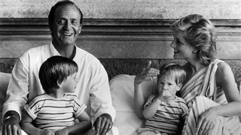 El rey Juan Carlos y Diana de Gales: un flirteo y envío de dinero que ...