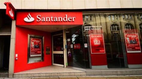 El Santander rebaja en 200 personas el ERE, hasta 3.800 ...
