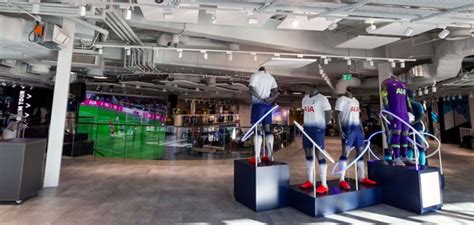 El Tottenham abre la tienda de fútbol más grande de Europa ...