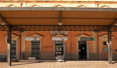 El último trayecto de la estación de tren Elda Petrer hacia Madrid ...