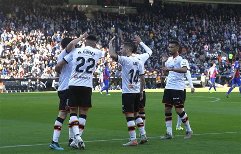 El Valencia CF comienza el año con tres puntos valiosos | 7TeleValencia