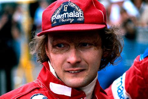 El valor de la clásica gorra de Niki Lauda, MotorMario
