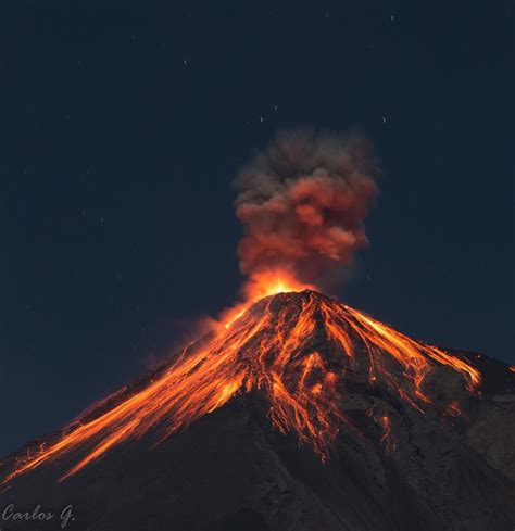 El Volcán de Fuego entra en Erupción, la primera del 2017