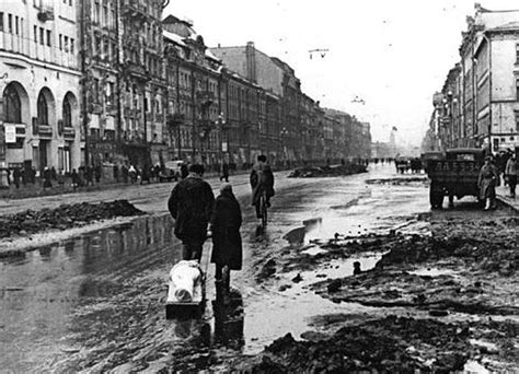 El Zenit y el fútbol, durante el sitio de Leningrado ...
