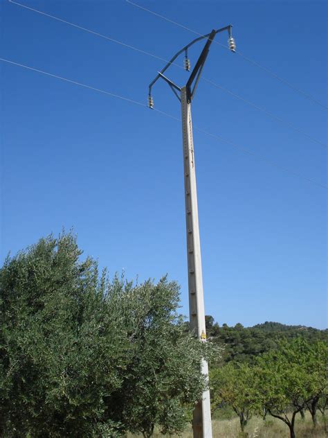 Electricidad/Electricitat: Postes de alta y baja tensión  3 .