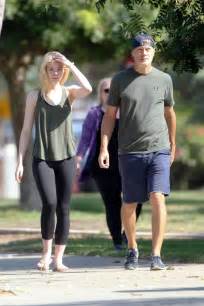 Elle Fanning: Out with her dad  12   GotCeleb