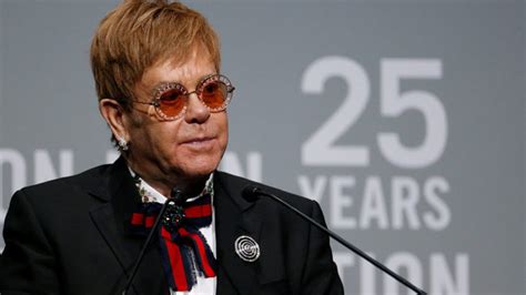 Elton John anuncia la muerte de su madre con emotivo mensaje:  Gracias ...