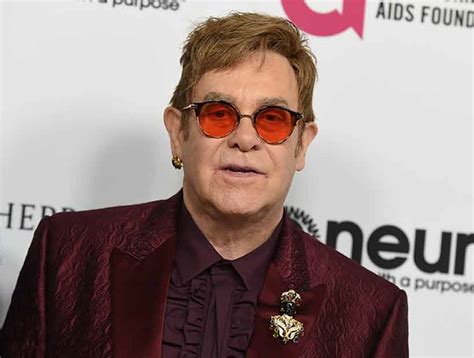 Elton John anunció su retiro de los escenarios tras gira que durará ...