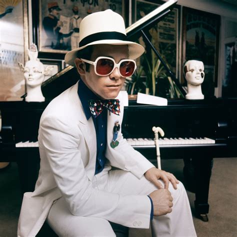 Elton John como ícono de la música y de la moda | Grazia México y ...