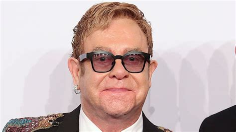 Elton John compondrá adaptación musical de  El diablo viste a la moda ...