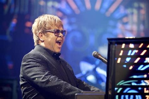 Elton John en 5 canciones