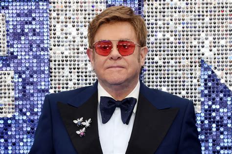 Elton John habla de la enfermedad que lo tuvo al borde la muerte