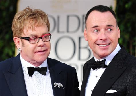 Elton John se casará en mayo con la nueva ley del matrimonio gay | loc ...