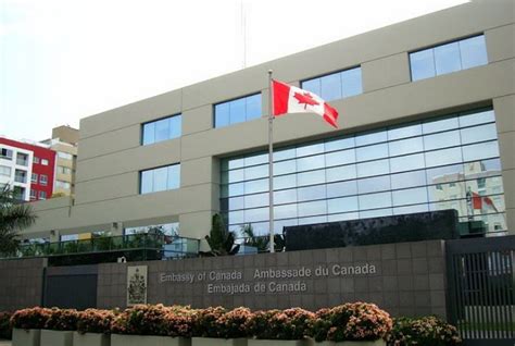 Embajada de Canadá exigió a Maduro no obstaculizar la ...