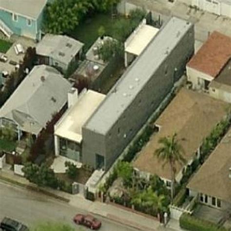 Emilia Clarke s House in Los Angeles, CA Virtual ...