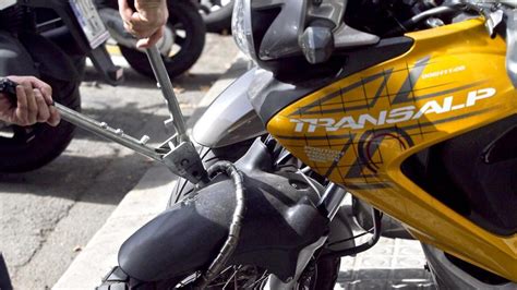 En Barcelona se roban nueve motos al día y se recuperan cuatro