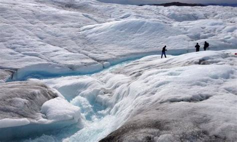 ¿En qué parte del Atlántico acaba el hielo que se funde en Groenlandia?