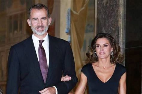 Enamorados Reyes de España Letizia y Felipe parecen dejar ...