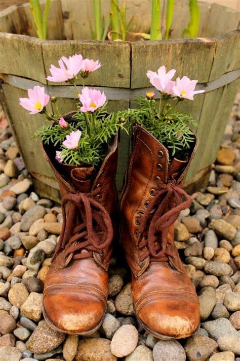 Enhance The Look Of Your Garden With 18 Cool DIY Projects ...