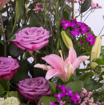 Entrega de flores   Cesta Primaveral Multicor | Interflora