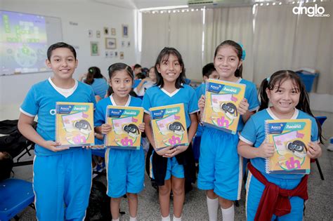 Entrega de Libros AMCO Primaria 2019 | Colegio Anglo Mexicano de ...