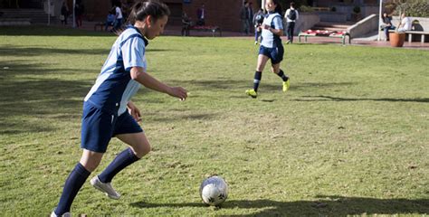 Entrenamiento Fútbol Femenino | Universidad de Bogotá ...