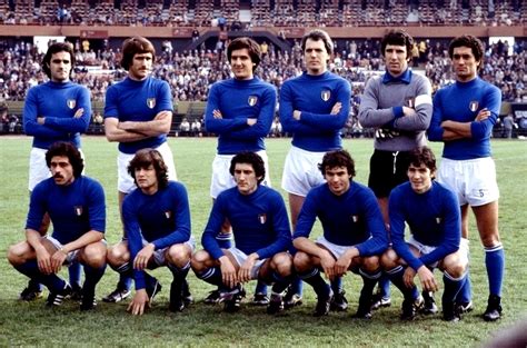EQUIPOS DE FÚTBOL: ITALIA Selección 1970 2020