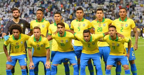 EQUIPOS DE FÚTBOL: SELECCIÓN DE BRASIL contra Selección de ...
