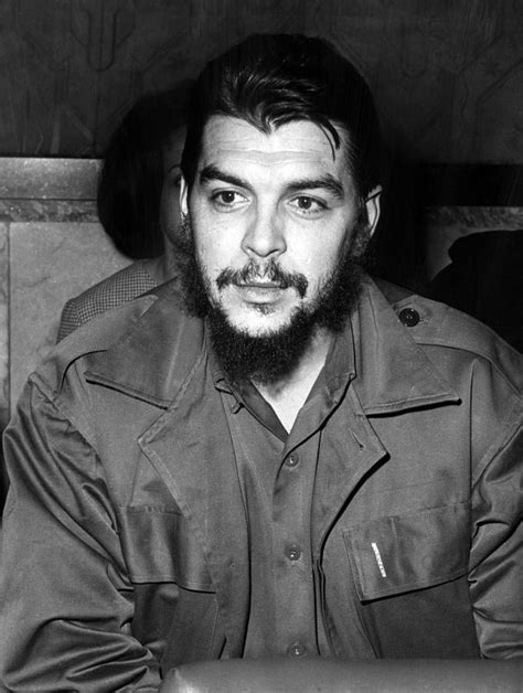 Ernesto Che Guevara Steps Off A Plane Photograph by Everett