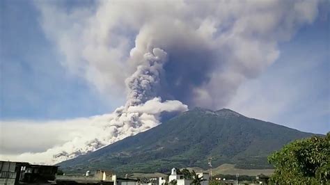 Erupción del volcán de fuego de Guatemala 2018   YouTube