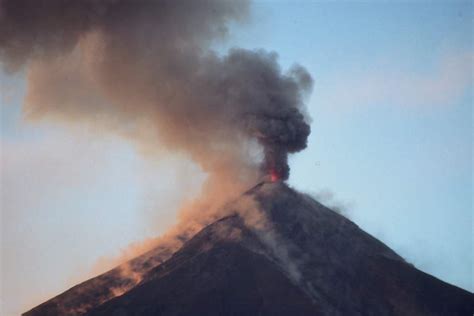 Eruption at Etna volcano intensifies in Italy, Sabancaya ...