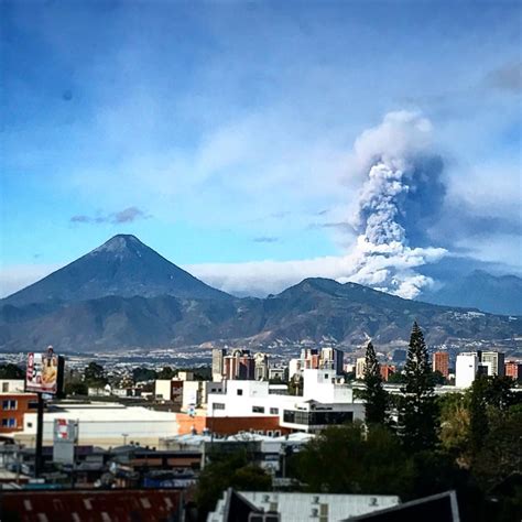 Eruption Fuego volcano in Guatemala: Ashfall, evacuations ...