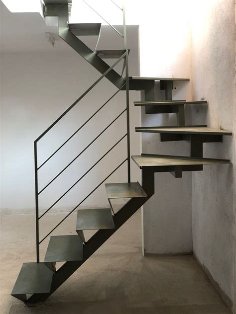 Escalera recta metálica | Enesca.es | Escaleras metalicas ...
