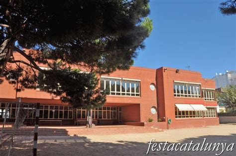 Escola Sant Jordi   Fires, festes, oci i llocs per visitar.