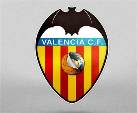 Escudo Especial del Valencia CF por el Coronavirus