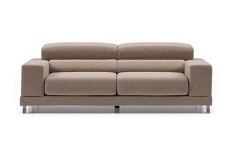 Espacio para toda la familia con modernos sofás Kibuc   Prodecoracion