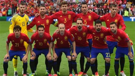 España puede quedar fuera del Mundial de Rusia 2018 por ...