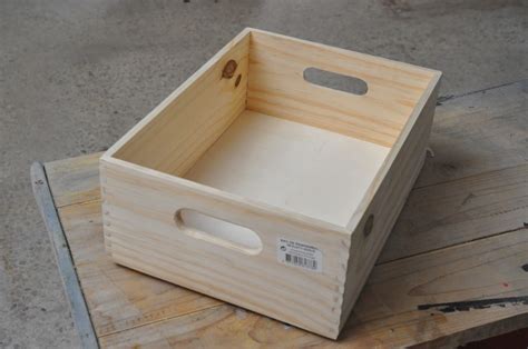 Espíritu Chamarilero: Estanterías con cajas de madera