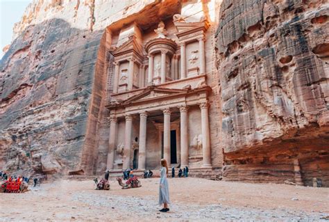 Essential Tips for Visiting Petra in Jordan | Anna Everywhere