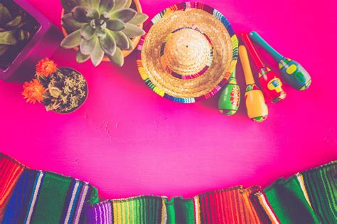 Esta es la curiosa historia del color rosa mexicano