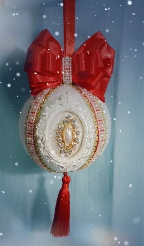 Estilo victoriano adorno navideño blanco / rojo / oro bola | Etsy